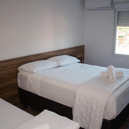 Hotel Palmeiras Сантана до Ливраменто Екстериор снимка